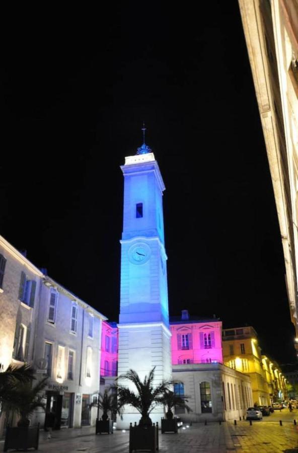 Studio Cosy Au Coeur De L'Ecusson - Arenes A 2 Min Nîmes Exterior foto